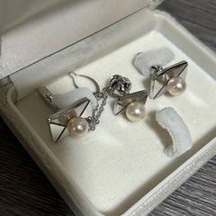 真珠とシルバー　カフスセットの画像