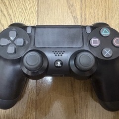 ps4 pro とソフト2つの画像