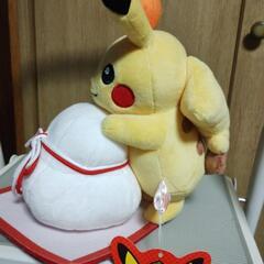 鏡餅ピカチュウぬいぐるみの画像