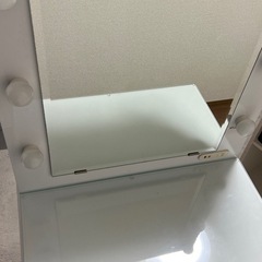 ニトリドレッサーの画像