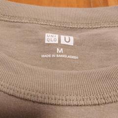 ユニクロ Tシャツ Mの画像