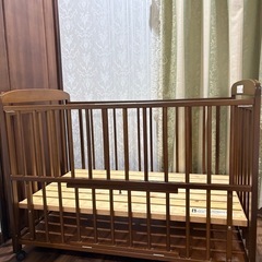 ベビーベッドの画像