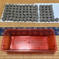【期間限定】パチスロ用メダル(コイン) 850枚 ドル箱セットの画像