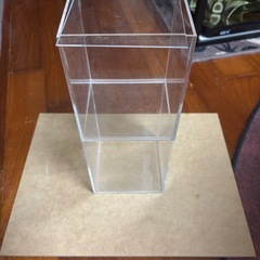 ベタ用水槽　プラスチック製　中古　縦12.6✖︎横12.6✖︎16.0
の画像