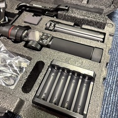Manfrotto MVG460 ジンバル スタビライザーの画像