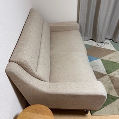 【無料/引き取り限定】2.5人掛けソファ　ベージュの画像
