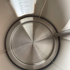 電気ポットの画像