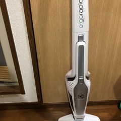 ハンディ掃除機 ハンディクリーナー電源ケーブルがありませんの画像