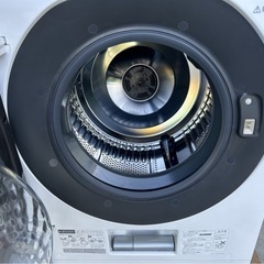最安💎2018年製SHARPドラム式洗濯機　ヒートポンプ　ES-U111　配達無料！の画像