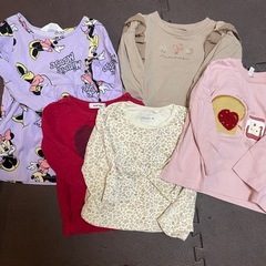 ベビー服　90 女の子　長袖の画像
