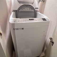 【譲り先決定
】冷蔵庫/ベッド1式/テーブル/洗濯機等の家具家電の画像