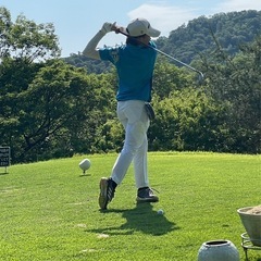 ゴルフ打ちっぱなし行きませんか？⛳️コースでも、ミニコース…