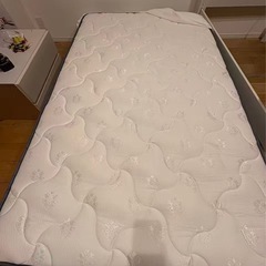 inofia セミダブル　マットレスの画像