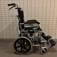 車いす（非自走タイプ）の画像