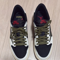 NIKE エアジョーダン1　スニーカー　オリーブ 28cmの画像