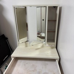 ドレッサー 椅子なしの画像