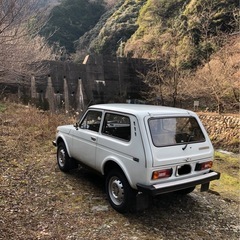 ラーダニーヴァ  LADA NIVAの画像