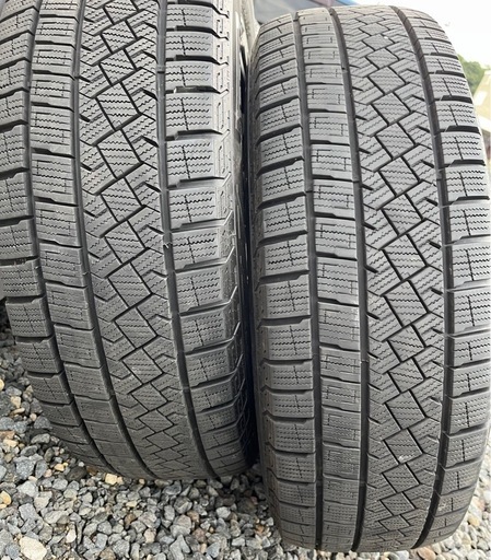 【スタッドレスタイヤ&ホイール 4本セット】  ステップワゴン　205/55R17 ピレリ製　ホンダ純正ホイール

