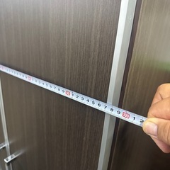 衣類収納棚の画像