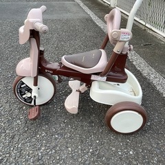 三輪車の画像
