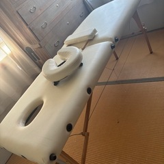 マッサージ用折り畳みベッド
の画像