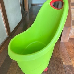 コストコ　KETER　キディーズゴー　収納バケツ　キャリーの画像