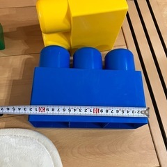 大きい積木ブロックの画像
