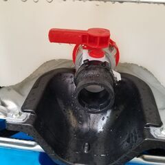 残り少ないので必要なら早めに｡農業タンク。貯水タンク。1トン。１０００ℓ。使い勝手の良いタンクです。の画像