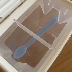 粉ミルク保存容器の画像