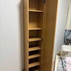 鏡扉付き本棚（本以外でももちろんOK）の画像