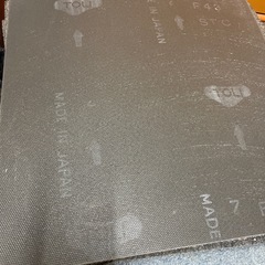 中古タイルカーペットの画像