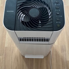 【受け渡し予定者決定済】アイリスオーヤマ サーキュレーター 衣類乾燥除湿機 IJD-I50 ホワイトの画像