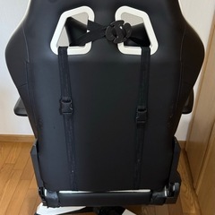 DXRacer
ゲーミングチェアの画像