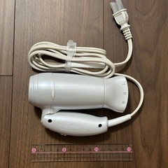 コンパクトドライヤー　ED801Wの画像
