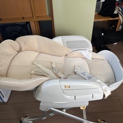 ベビーハイチェアーの画像