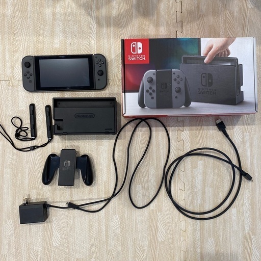 Nintendo Switch 本体 ブラック　グレー