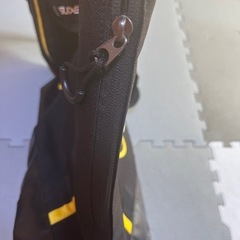 skins スキンズ　トートバッグ　カバン　かばん　鞄　スポーツ　リュックサック　旅行の画像