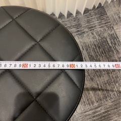 スツールの画像