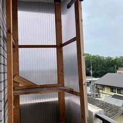 2×4木材 波板の画像