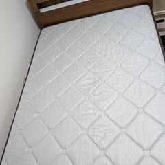 ダブルベッド　札幌　140cm×200cmの画像