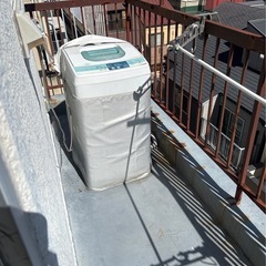 [今日]洗濯機2台,冷蔵庫4
台の画像