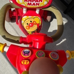 アンパンマン自転車の画像