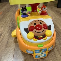 アンパンマン　よくばりビジーカーの画像