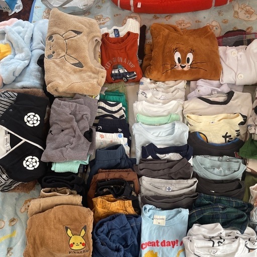 80サイズ　洋服　肌着　ボディースーツ　パジャマ　まとめ売り