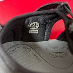 keen.サンダルの画像