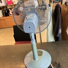 K2508-248 KOIZUMI リビング扇風機 KLF-3011 1999年製  中古 動作確認済みの画像