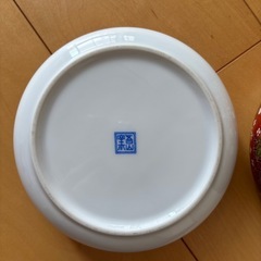 花柄の陶磁器製　器　5皿セット:バラでもお譲り可能です
の画像
