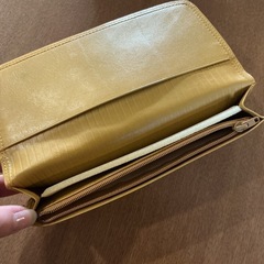 金運財布💸✨ 汚れあり💦 長財布 2つ折り 革製 お財布 さいふ　黄色の画像