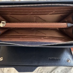 新品！長財布の画像