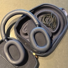 SONYヘッドフォンWH-1000XM5の画像